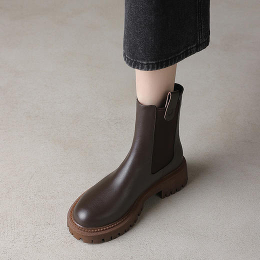 【预售5天】英伦风厚底切尔西短靴女烟筒靴秋冬新款圆头粗跟弹力马丁靴KYD&ZY2840 商品图3