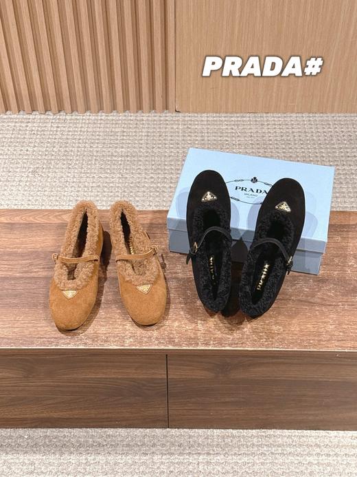 普拉达 秋冬新款毛毛鞋玛丽珍平底鞋（DBG） 商品图0