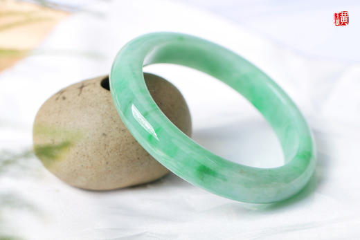 天然翡翠手镯 圈口：59.7mm 商品图6