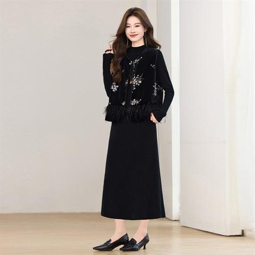 新中式加棉重工圆领毛毛，丝绒马甲款优雅两件套连衣裙HR-YBER620 商品图3