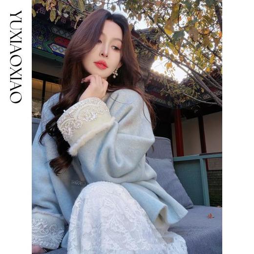 余潇潇【兰亭飞雪】国风古典羊毛混纺拼接水貂毛圆领宽松盘扣大衣 商品图3