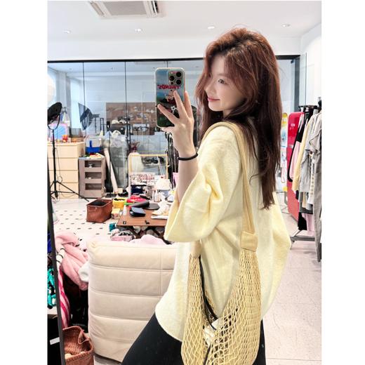 25AW上新【现货折上95折】 蕾蕾同款【慵懒自洽】韩版百搭亲肤圆领毛针织衫六分短袖上衣 商品图1