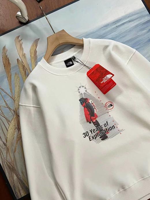 D110935男女同款30周年纪念款运动休闲圆领卫衣套头衫 商品图9