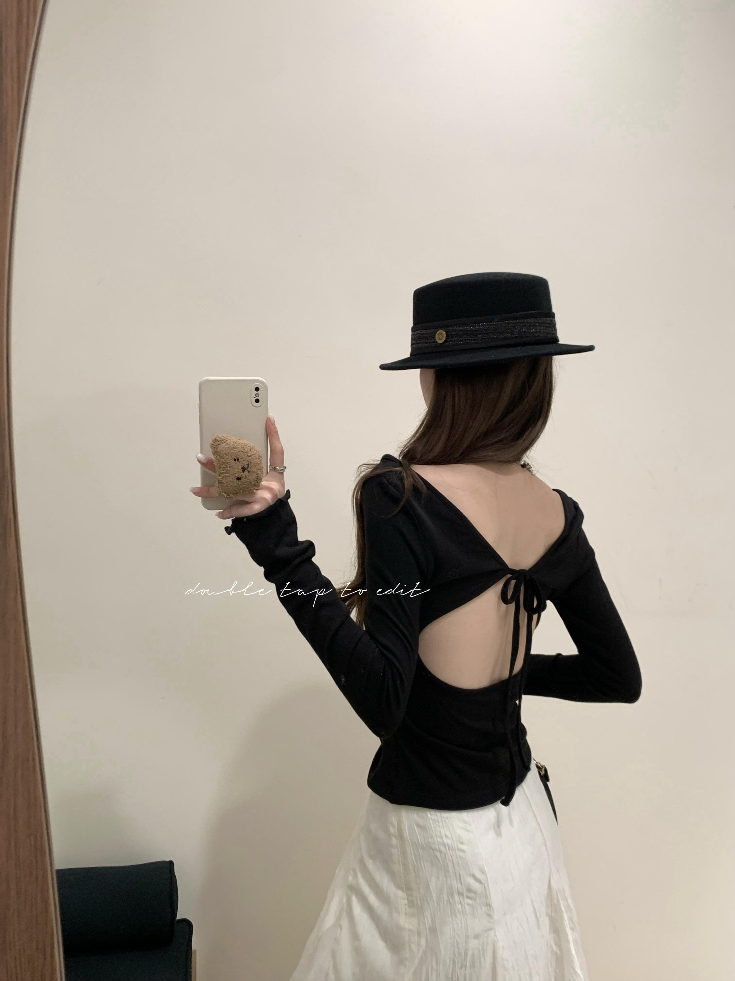 Read Nameless /心机露背黑色打底衫+浪漫肌理人丝白色半裙 2025/11/10