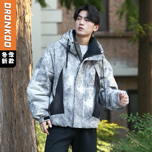DRONKOO 2025 连帽前后牛仔拼接满幅岩石纹短款厚羽绒服 商品图1