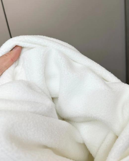 D110920签名款最新款套头银狐绒连帽卫衣休闲男女同款 商品图13