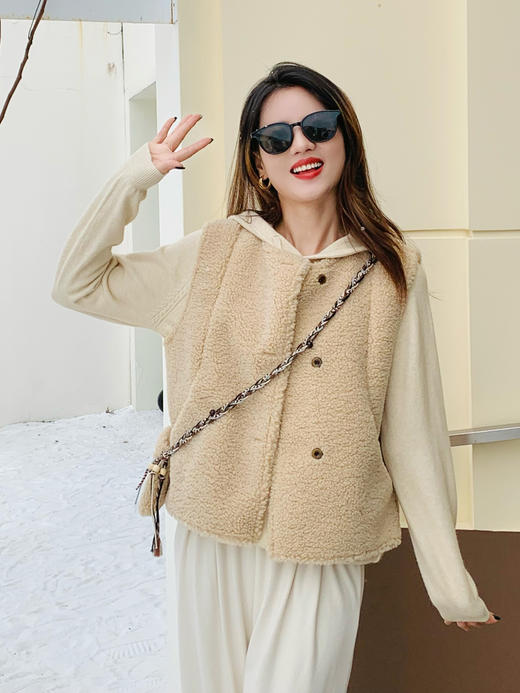 【百图lulu定制】【羊羔毛马甲】【赠斜挎包】暖绒绒 暖和 清新 羊羔毛 马甲 商品图2