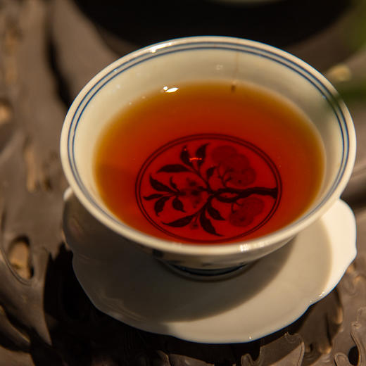 葳盛茶业2025年褐酽樟香普洱茶熟茶100克 商品图1