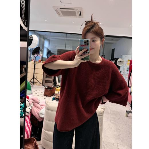 25AW上新【现货折上95折】 蕾蕾同款【慵懒自洽】韩版百搭亲肤圆领毛针织衫六分短袖上衣 商品图3