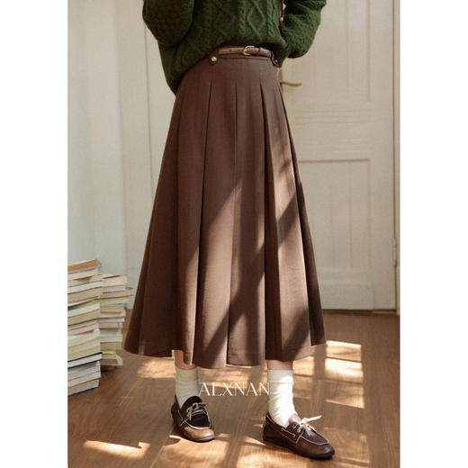 鹿向南「布拉格书店」高腰咖色半身裙女秋新款垂感显瘦长款百褶裙 商品图0