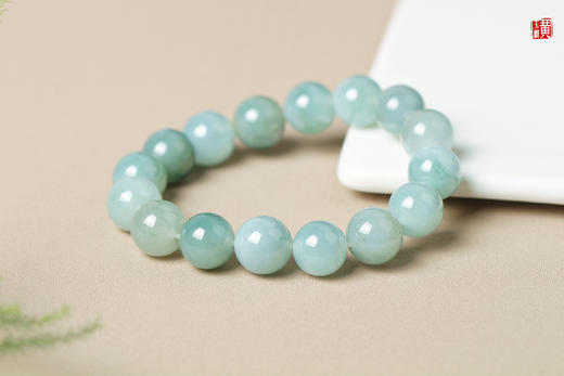 天然翡翠手串 珠径：12mm 商品图1