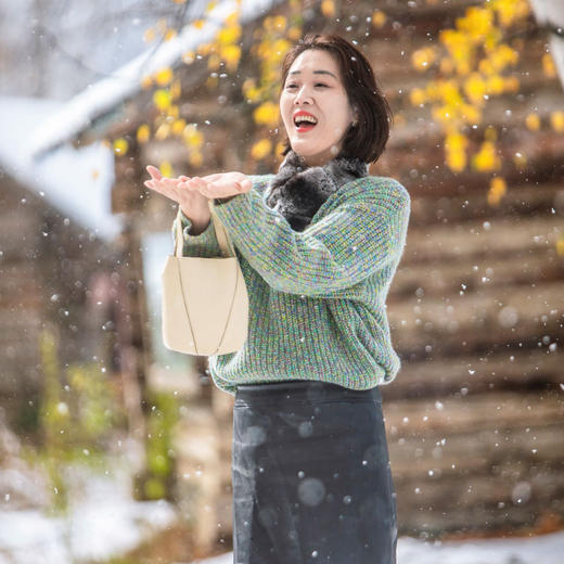 火桐hooton 浮翠流丹 7股花纱山羊绒圆领套头衫85669 商品图1