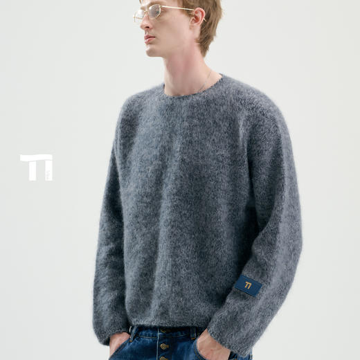 TIWILLTANG启世录“柔愈雾霭”套头皮标毛衫 商品图4