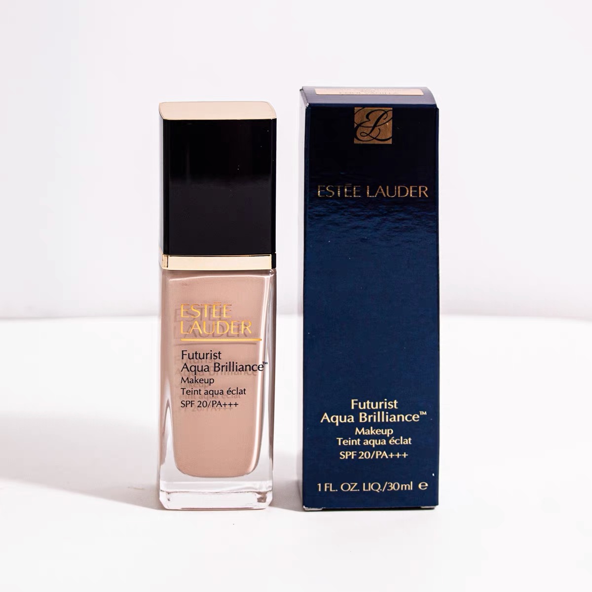 【清仓特惠：保税区发】Estee Lauder/雅诗兰黛沁水粉底液1C0冷象牙白、2C0自然白30ml
