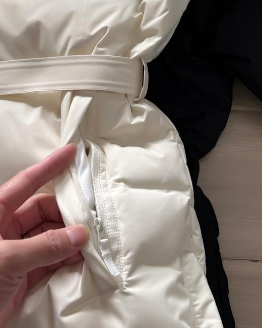 点此购买 可隆冬季女士GORE- TEX防水保暖小蛮腰压胶连帽中长款羽绒服 hbj 335173 商品图14