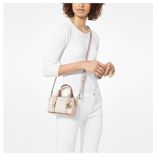 193599042435 迈克高仕MICHAEL KORS 【品牌官方质保】MK Bedford 超小号老花拼色斜挎单肩波士顿包 商品图4