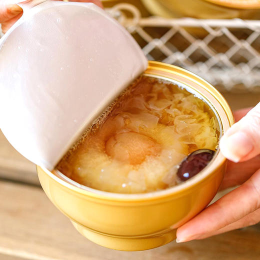 朴食有方枇杷炖梨 252g/盒 撕开即食 整颗枇杷和梨的共炖 慢炖三小时 一抿即化 商品图7