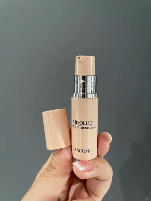 专柜35ml990  无敌细腻不卡粉 法国兰蔻菁纯臻颜粉底液中样5ML 100#色号 商品图3