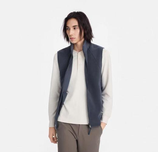 艾高 抓绒马甲男  BO163-F . 商品图1