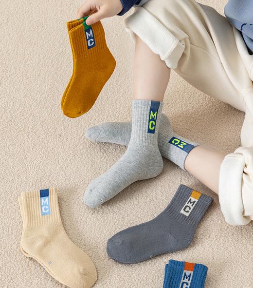 老米优品🎈2组共10双 ￥29.9！加购后一起拍下《儿童加厚毛圈袜》精心设计的袜口弹性恰到好处!儿童袜子卡通中筒棉袜男童女童袜1-12岁中大童 商品图2