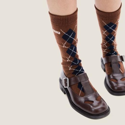 MIU MIU菱格小腿袜 商品图5