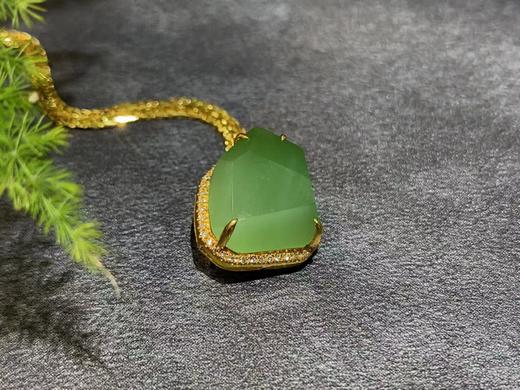 【御珠宫坊】新疆黑羊洞金镶碧玉吊坠 商品图1