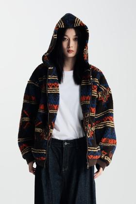SIA SAYLOR 复古神秘图腾高级感厚实外套 21128