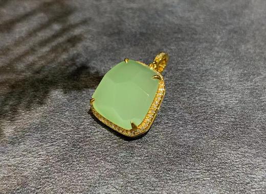 【御珠宫坊】新疆黑羊洞金镶碧玉吊坠 商品图3