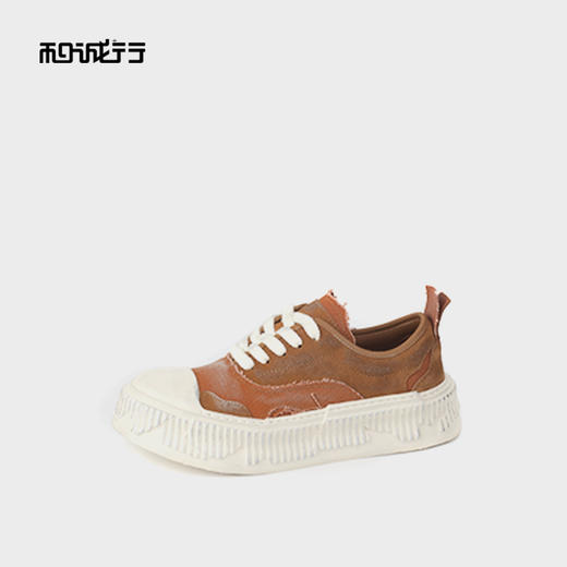 和诚行2025秋季新款复古做旧板鞋时尚百搭厚底轻便男式休闲鞋1050144 商品图1