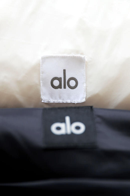 美麻了美麻了，妥妥的女神一枚。背后小标连帽面包羽绒服C111066 商品图14