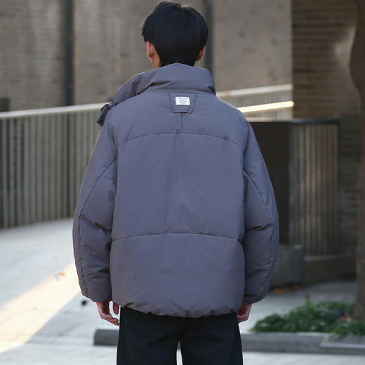 DRONKOO 2025 立领左上口袋拉链装饰微阔短款中厚羽绒服 商品图4