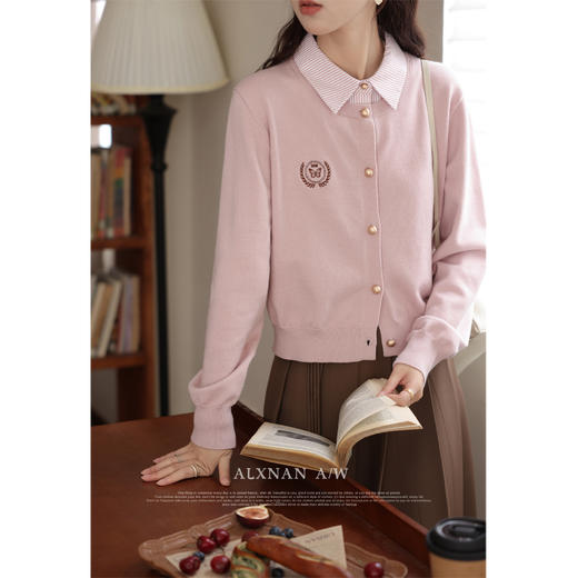 鹿向南「艺术生女孩」粉色开衫上衣2025秋冬新款气质休闲长袖毛衣 商品图2