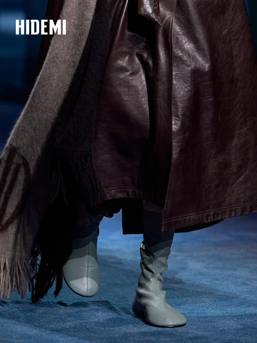 HIDEMI 弹力羊皮圆头中筒靴小众堆叠感平底时装靴袜靴 商品图3