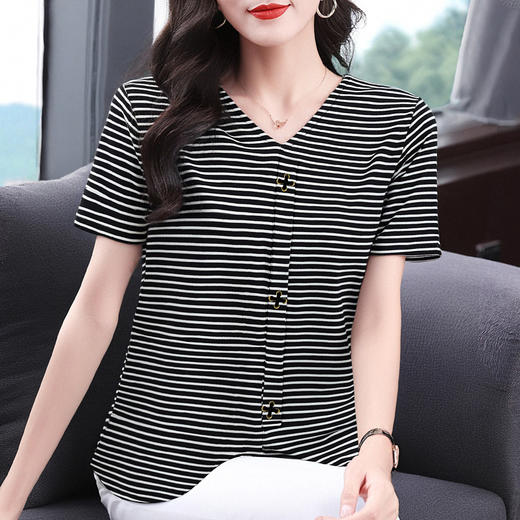 夏季2025新款V领短袖t恤女洋气条纹大码女装休闲女士上衣宽松体恤 商品图4