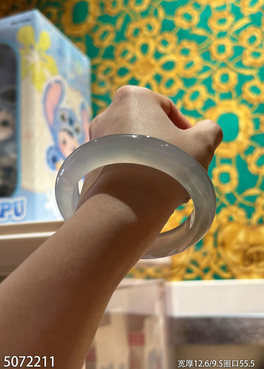 5072211，手镯，圈口55.5。具体价格微信咨询 商品图2