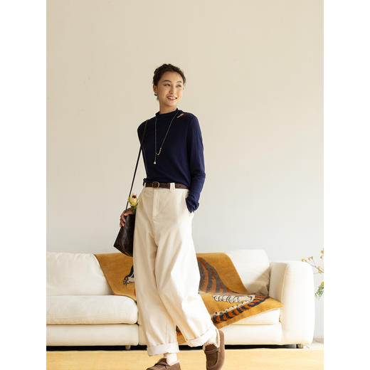 牧衣游原创 手工刺绣佰分佰羊毛T恤软糯简约打底百搭上衣 云舒外 商品图2