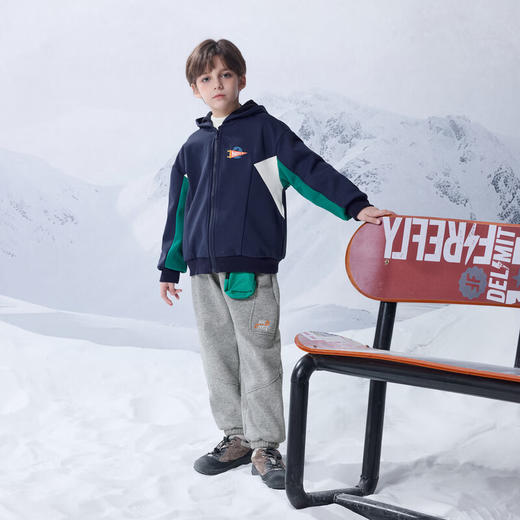 【MQD】冬季男大童撞色拼接学院风连帽外套 商品图3