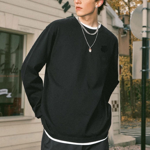 BASICLIVE  男款虎头刺绣加绒圆领卫衣 内里一体式加绒360°保暖；单穿帅气，内搭不臃肿，身材包容度高；基础色系好搭配 商品图3