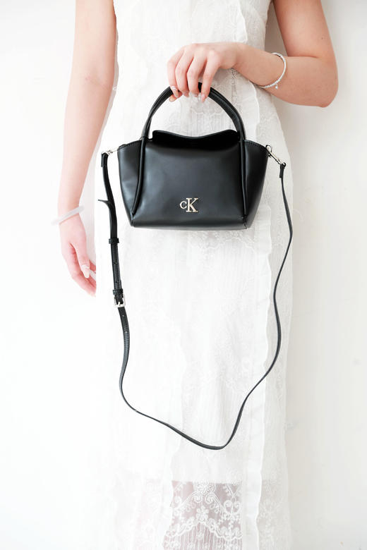 是真的很好，菜篮子元宝包一枚。金属五金复古美式单肩包C111058 商品图0