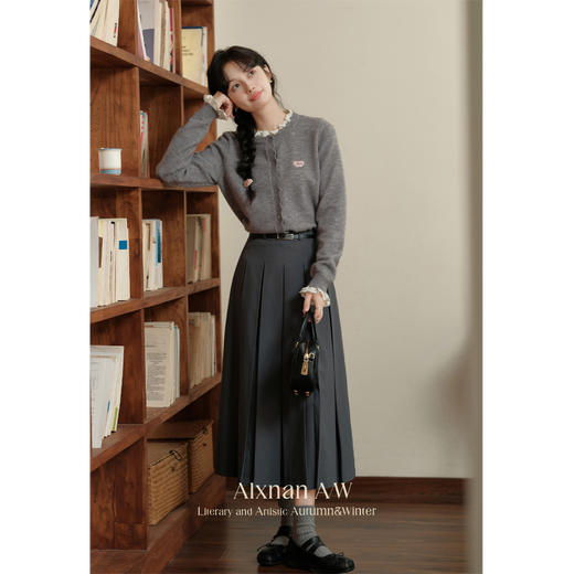 鹿向南「秋风日记」法式毛衣半身裙两件套2025秋冬季灰色时尚套装 商品图1