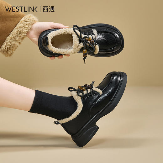 西遇加绒厚底小皮鞋女新款秋冬复古系带毛毛乐福鞋外穿棉鞋V2457316 商品图1