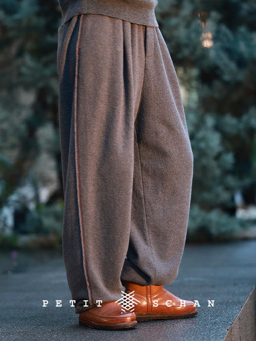 PETIT SCHAN小闪 CLO#962 Good-natured 没脾气 棉羊毛松紧腰抓绒萝卜裤 商品图1