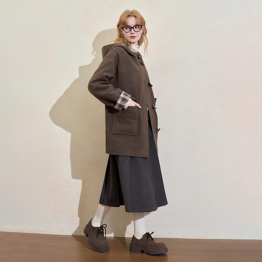 西遇美拉德羊角扣毛呢大衣女冬季新款格纹撞色中长款连帽外套V3955356 商品图1
