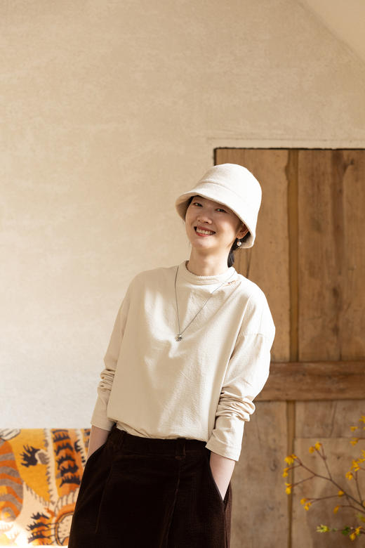 牧衣游原创 手工刺绣灯芯绒套头衫女细腻柔软百搭文艺上衣 拾清梦 商品图5