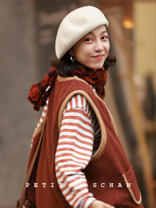 PETIT SCHAN小闪 CLO#960 Small Stove 小火炉 羊毛混纺马甲外套 商品图3