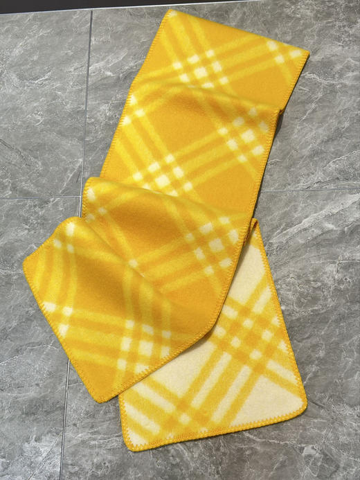 五色bbr格子羊毛围巾 商品图7