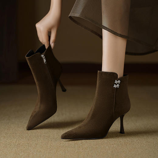 【预售5天】法式尖头细跟时装短靴女秋冬新款真皮磨砂气质高跟瘦瘦靴裸靴FDJ&YC-579 商品图1