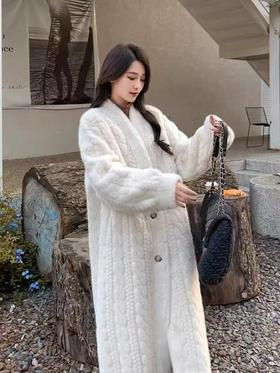 【冬季系列】环保水貂重工麻花厚款皮毛一体大衣外套-喜出