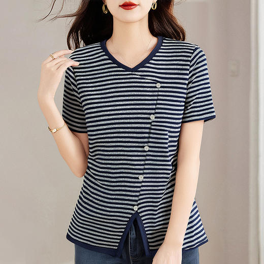 休闲短袖t恤女士宽松大码显瘦V领上衣春夏季2025年新款条纹打底衫 商品图0