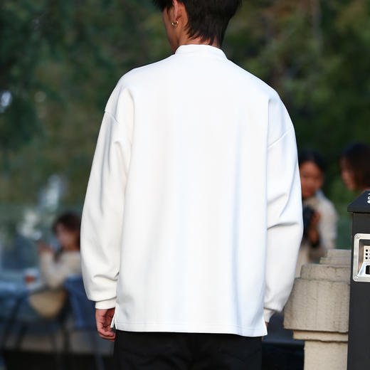 DRONKOO 2025 中领前竖线刺绣肩位擦色微阔长袖厚T恤 商品图4